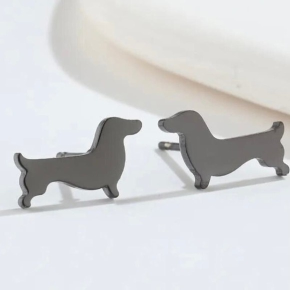 Black Tone Dachshund Weenie Dog Earring Pair - Picture 1 of 8